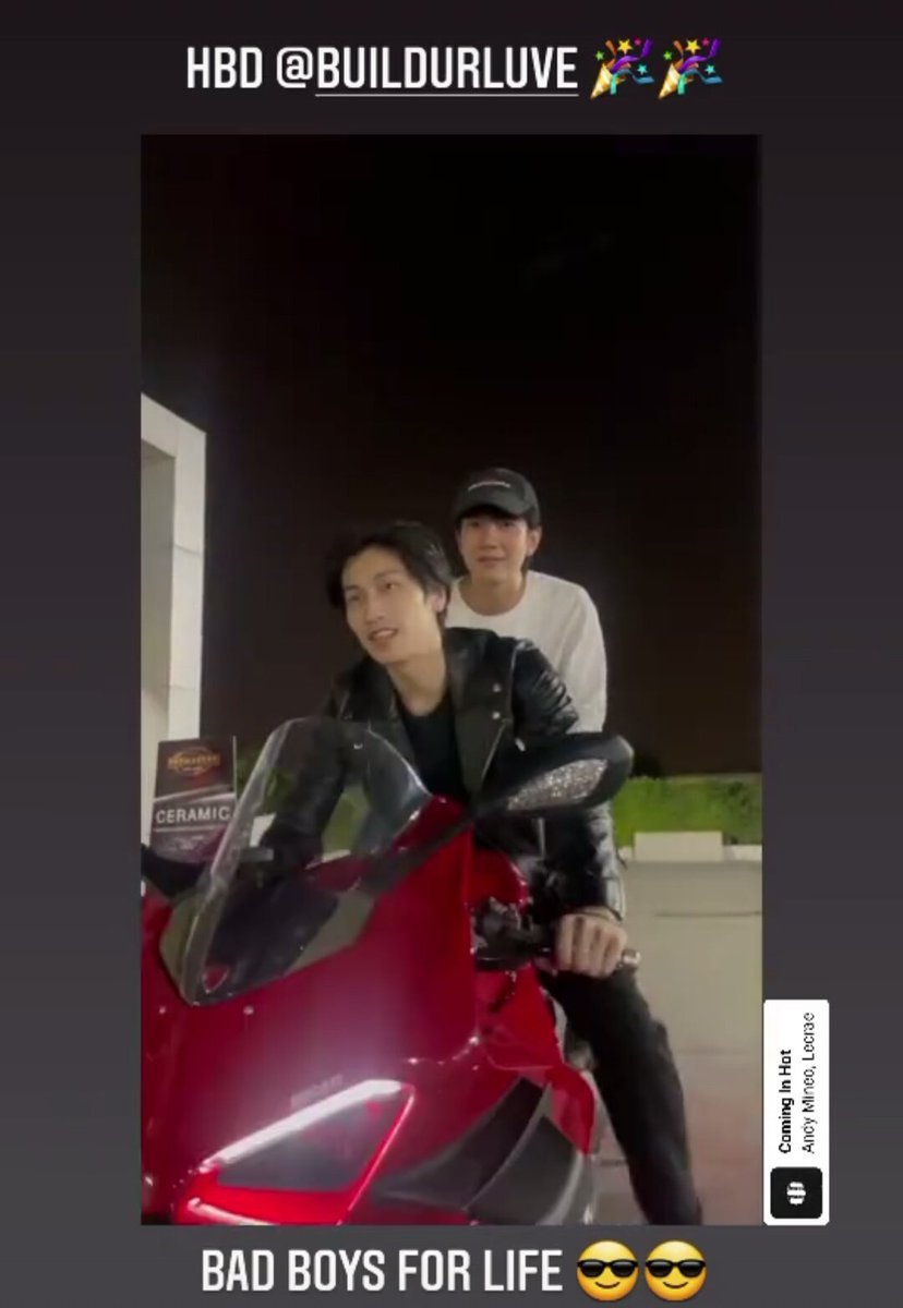 Ben Bible aşkimdan yanmışım Ölmüşüm amk 
Motorun olayım sür koçum sjxjamxjma ramak kaldı bi Tayland uçağına tutunup Bible' in evini basmama