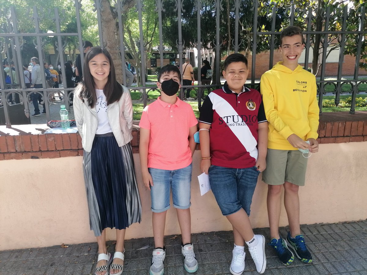 Esta mañana, alumnos propuestos por el centro, han participado en la XVI convocatoria de #ESTALMAT (programa de detección y Estímulo del Talento Matemático precoz) Asociación Matemática #MigueldeGuzman <a href="/educacyl/">Educación JCyL</a> 
Mucha suerte Celia, Daniel, Mario y Jorge.