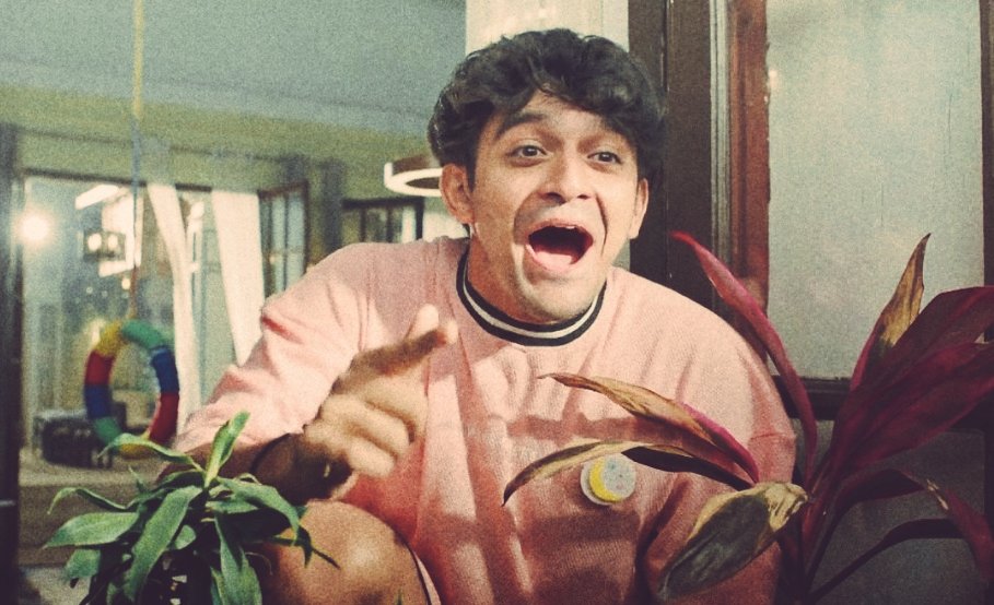 Daniyalj15's tweet photo. If you were a vegetable, you’d be a ‘cute-cumber.’ 🤣❤️😭

Aaaaaaaaaaaa !!!😭😭😭

#BanniChowHomeDelivery
#PravishtMishra #Yuvaan 
#mera_ishtu_as_yuvaan 
#ishtu #yuvaanu https://t.co/EFZZ728VYI