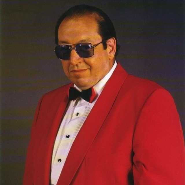 The late WWF announcer Gorilla Monsoon was born today in 1937. He began his career as a heavyweight main eventer, and later was known as the voice of the WWF as commentator and backstage manager during the '80s and '90s. #80s #80swwf