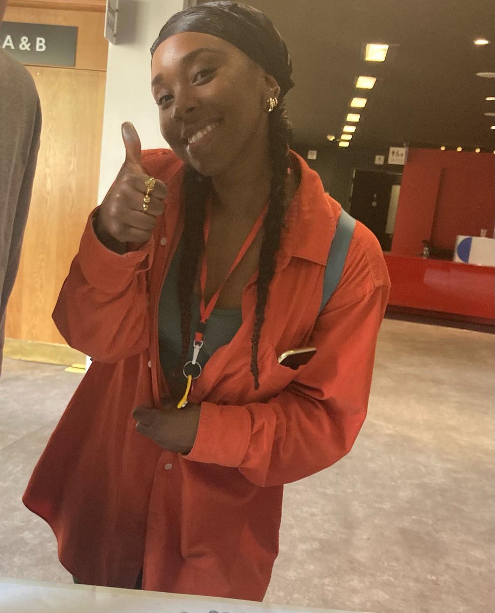ElaineRartist's tweet photo. ‘Love the journey, it’s OUR journey’ Layah Summers -Actor @privpeacestage @BelgradeTheatre adding her #fingerprint to #SPOTtimespotTIME #artaunifyinglanguage #conservationmeanslife #workingtogether #transcendingdifference #refugeeschooselove #fingerprintofunity #onespecies #one https://t.co/W0PbDrlQoK