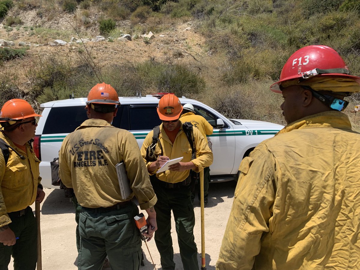 firechiefanf's tweet photo. #ReadyForWildfire #ANF #FireYear Piloting a 30 person crew concept, Little Tujunga IHC demonstrates proficiency, unit cohesion and core values throughout their annual readiness review. A well trained, well equipped and well led crew ready to serve the mission and the team. 🇺🇸🔥 https://t.co/pxszx3qEbe