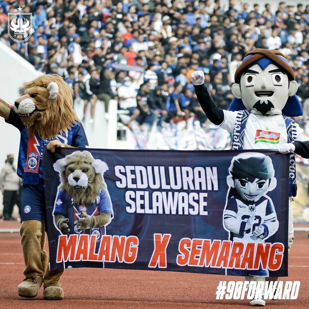 psisfcofficial's tweet photo. Semarang Malang seduluran saklawase! 💙💙

Terimakasih dulur Malang yang hadir di Stadion Jatidiri. Hati-hati di jalan, kita berjumpa lagi di Liga! Salam seduluran! @AremafcOfficial 🤝💙

#90FORWARD https://t.co/QnoiK9aDzR