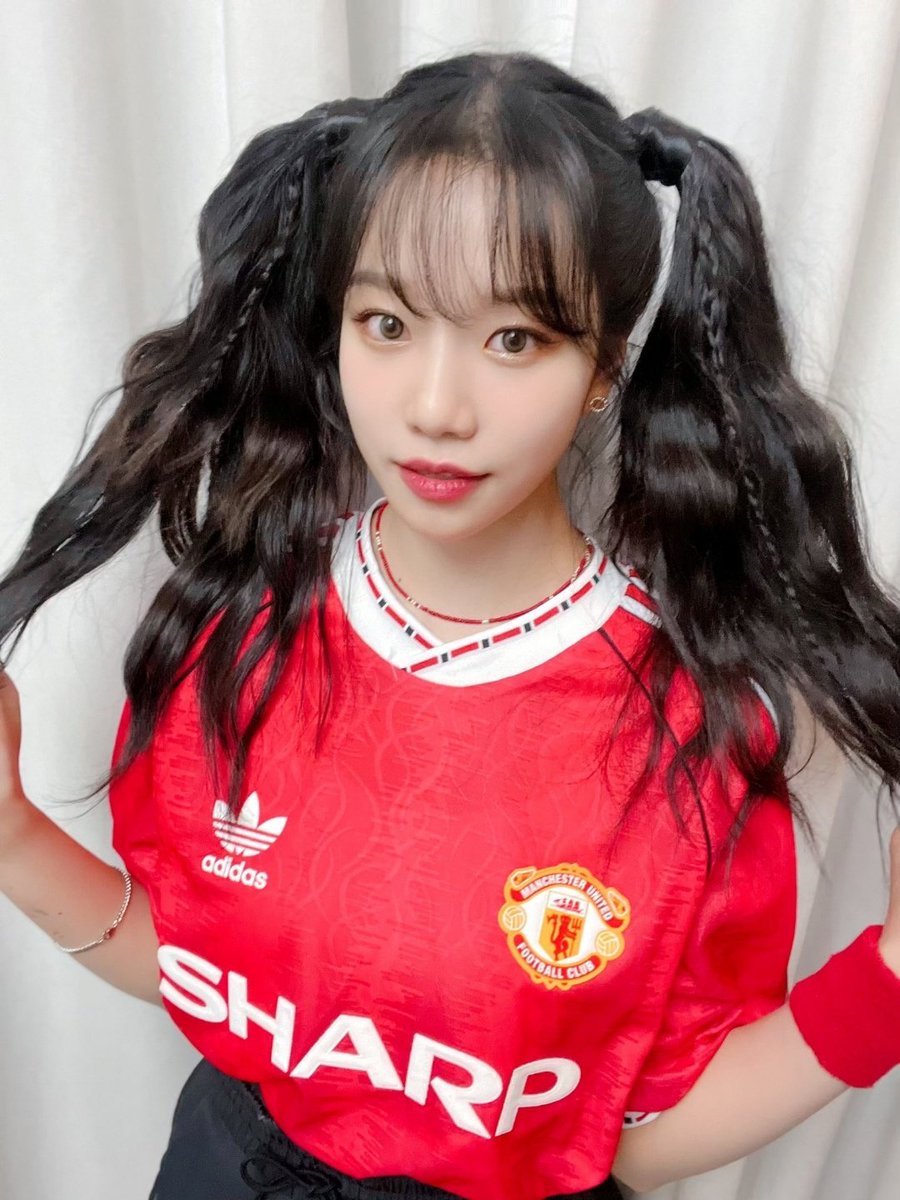 RUBY_1_46's tweet photo. 유리야...너...그...팀...좋아하니...?

아니지...? https://t.co/i16uEd2hs4