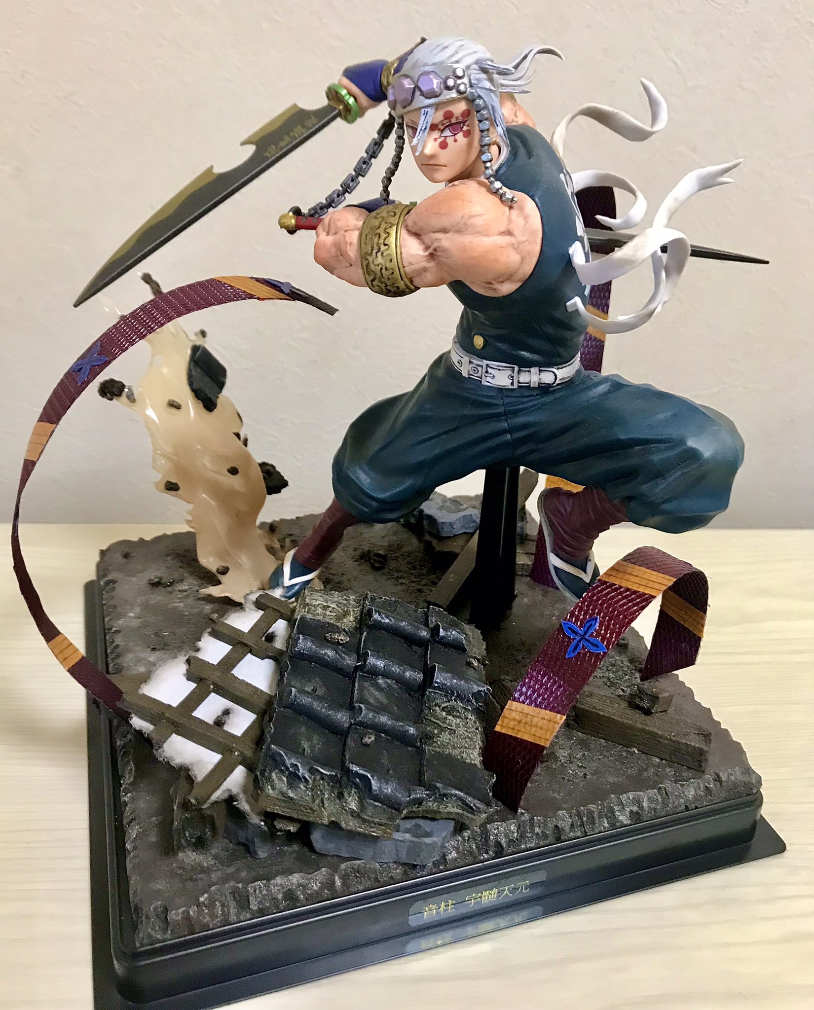 鬼滅の刃 宇髄天元 ジオラマフィギュア ジャンプショップ 2021 鬼滅の刃 宇髄天元 ジオラマフィギュア ジャンプショップ 2021