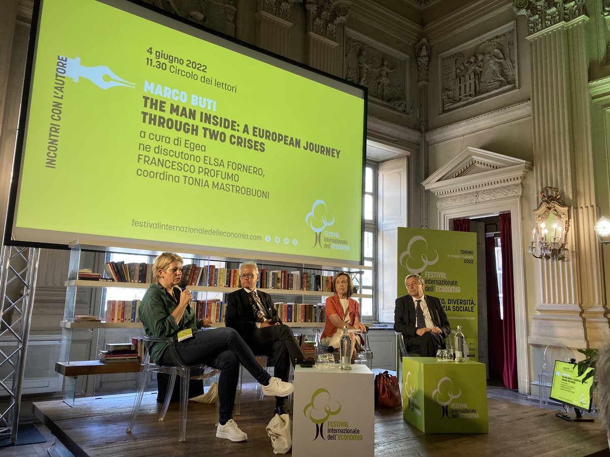 egeaonline's tweet photo. Le sfide di questi anni hanno (ri)scritto il futuro dell'Europa?
Marco Buti (@EU_Commission) ne ha parlato oggi al @CircoloLettori di Torino con Elsa Fornero, Francesco Profumo e Tonia Mastrobuoni.
@festinteconomia #TheManInside https://t.co/Hazc2Wz1pZ