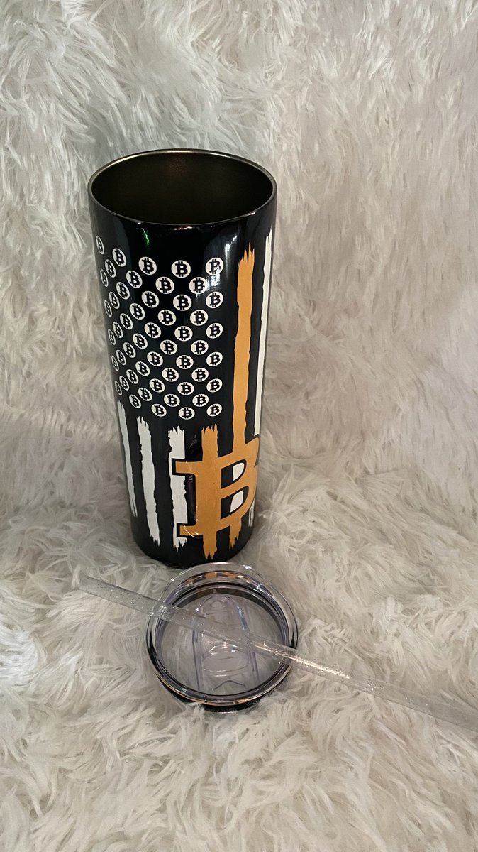 CrazyKatDesign's tweet photo. Tumbler made for my bf with his newest NFT on it. Imagine being able to show off your favorite NFT on a tumbler. Check out my website to get yours today just select custom #WomanownedSmallBusiness #NFT #customtumblers #Bitcoin #tumblersforsale #linkinbio #WomanOwned https://t.co/gdJORMAJHc