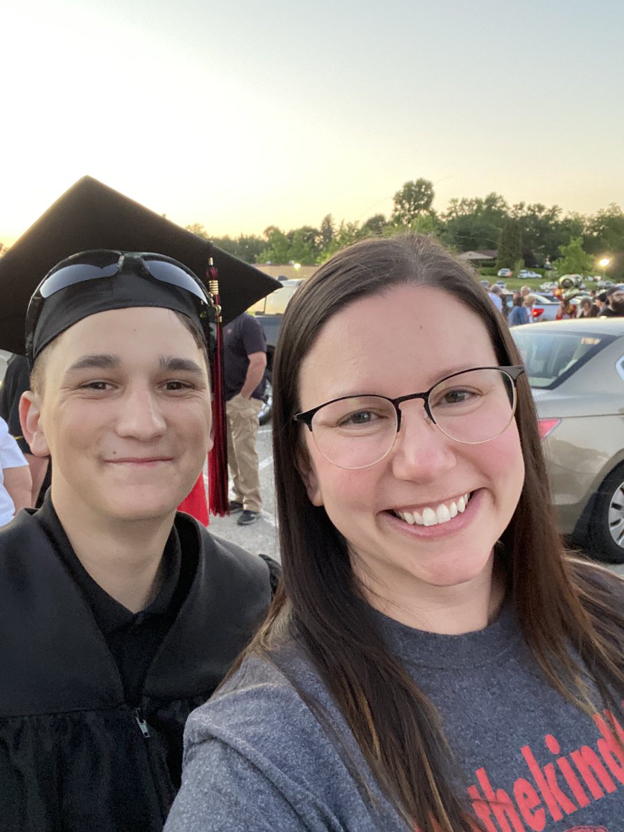 MsLongTweets134's tweet photo. Proud of you guys!!! Congrats!! https://t.co/cLirG7TkY2