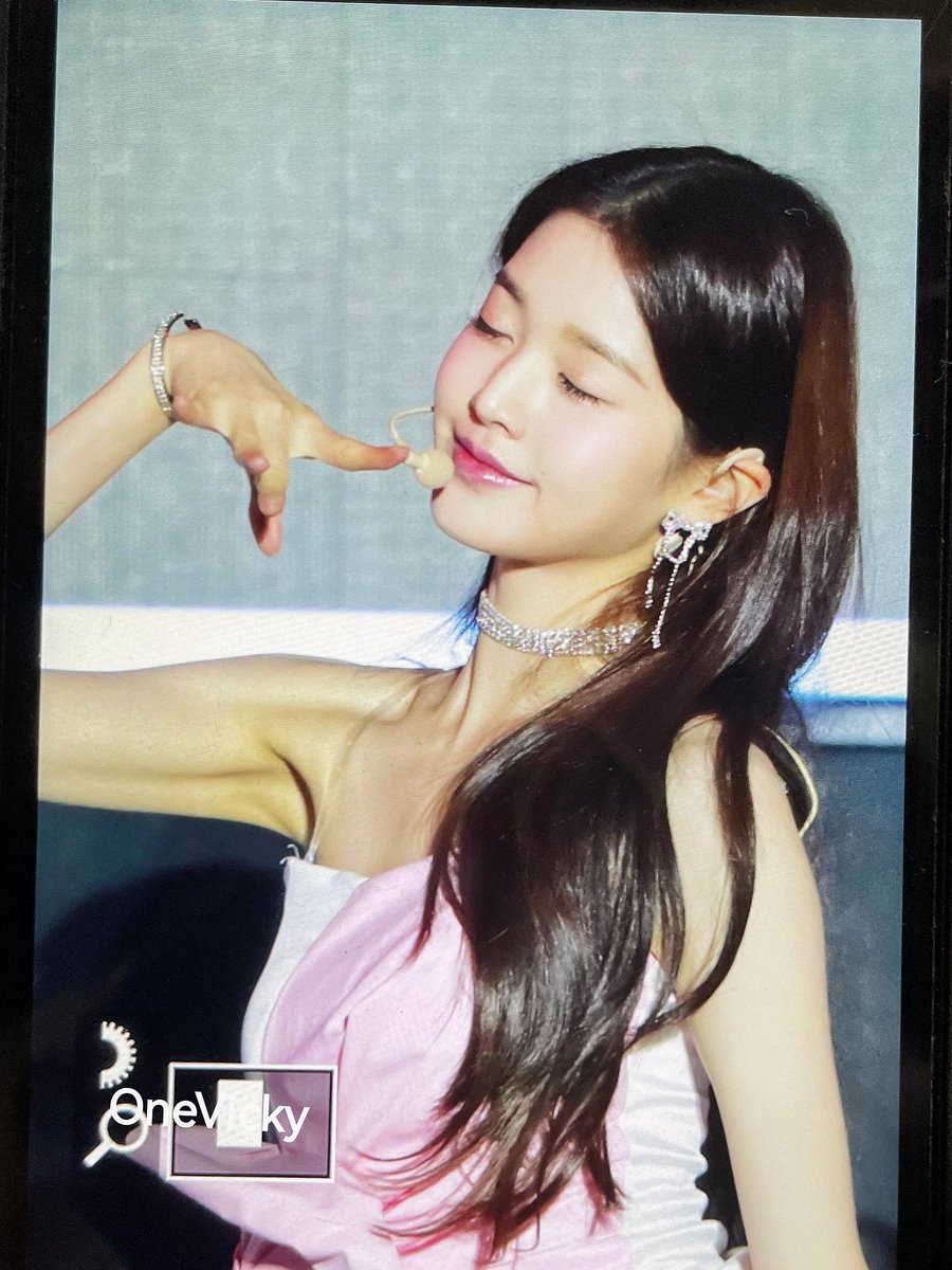 OneVicky0831's tweet photo. #IVE #아이브 #장원영 #원영
#ウォニョン #WONYOUNG 

220604🌹 https://t.co/4gKhOadBYW
