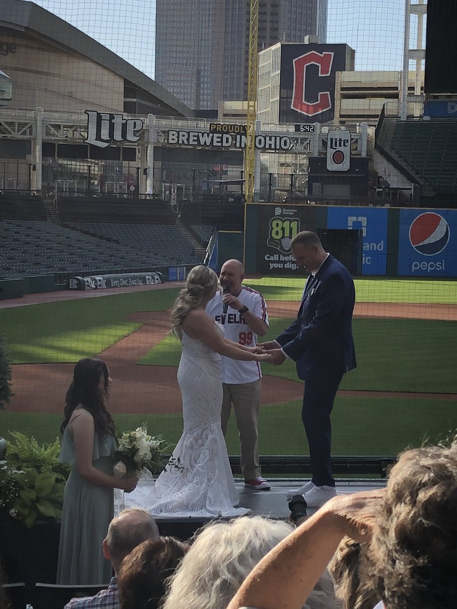 smithm1973's tweet photo. @Willsophs @MegsMouthful what a wedding thanks for letting me be a part of your special day. The venue was like no other #Guardians #palmisons https://t.co/wCvefjGghX