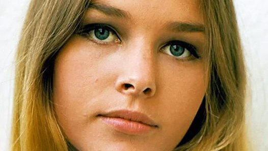 Happy birthday MICHELLE PHILLIPS!
(June 4, 1944) 