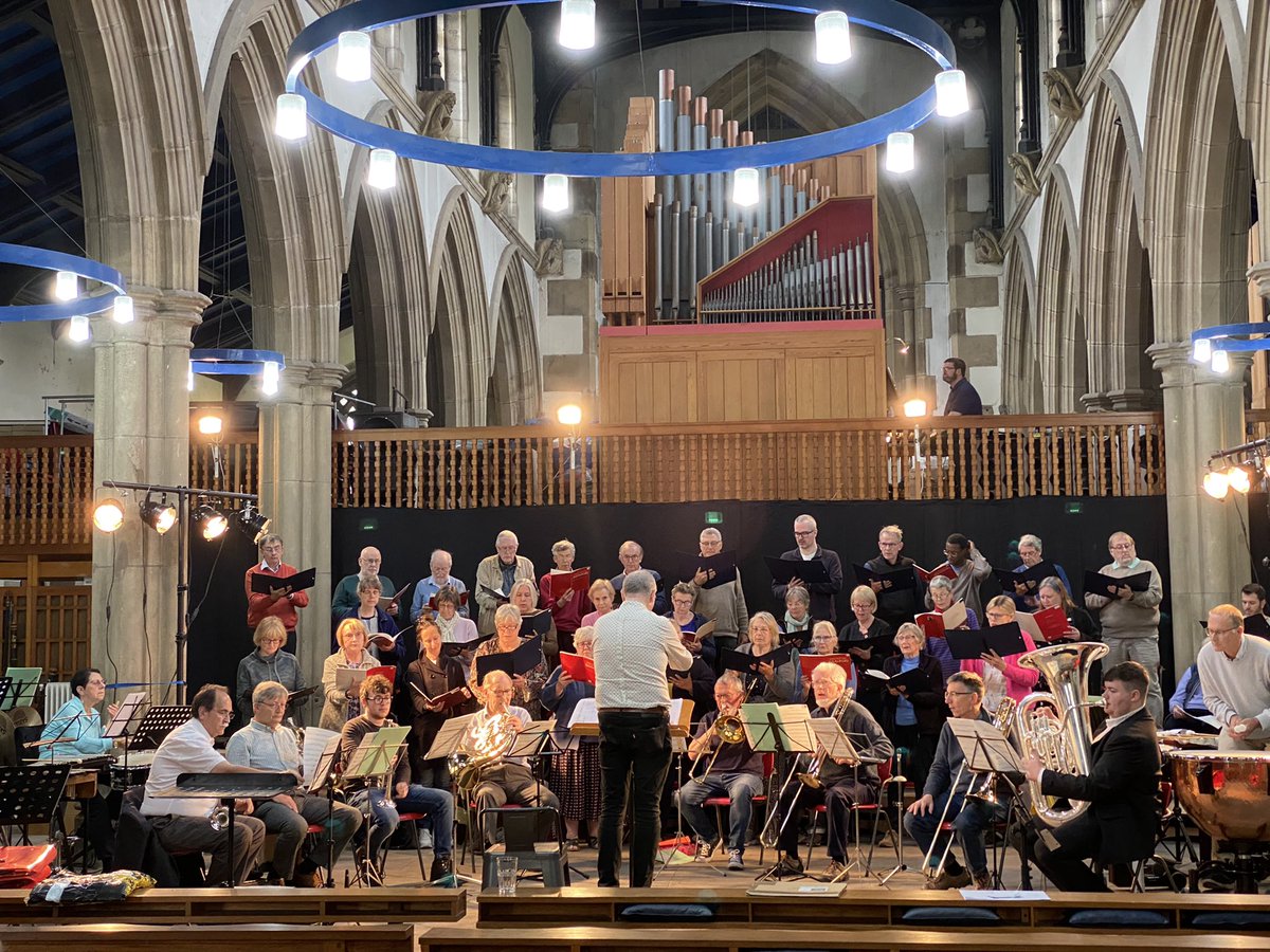 The choir are sounding fantastic in rehearsals this afternoon ahead of our final concert this evening. Concert 7:30pm in St. Thomas Church, #Heptonstall.
#Rutter – Gloria (for mixed choir, organ and bass)
#Beethoven – Piano Concerto No. 3: Elda Laro
#Shostakovich – Symphony No. 1