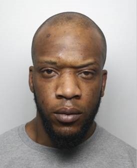 A man has been jailed for 40 months for dealing heroin &amp; cocaine. 
Daniel Dumont, aged 38,  was arrested by officers in April in West Wycombe Road. 
He forfeited £500 💵 and his motorcycle 🏍️with the profits going to a guide dog charity 🐕!

More below:

orlo.uk/bQBQz