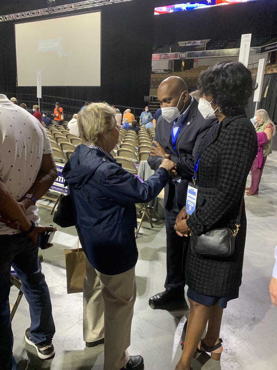 Russell E. Holmes tweet media