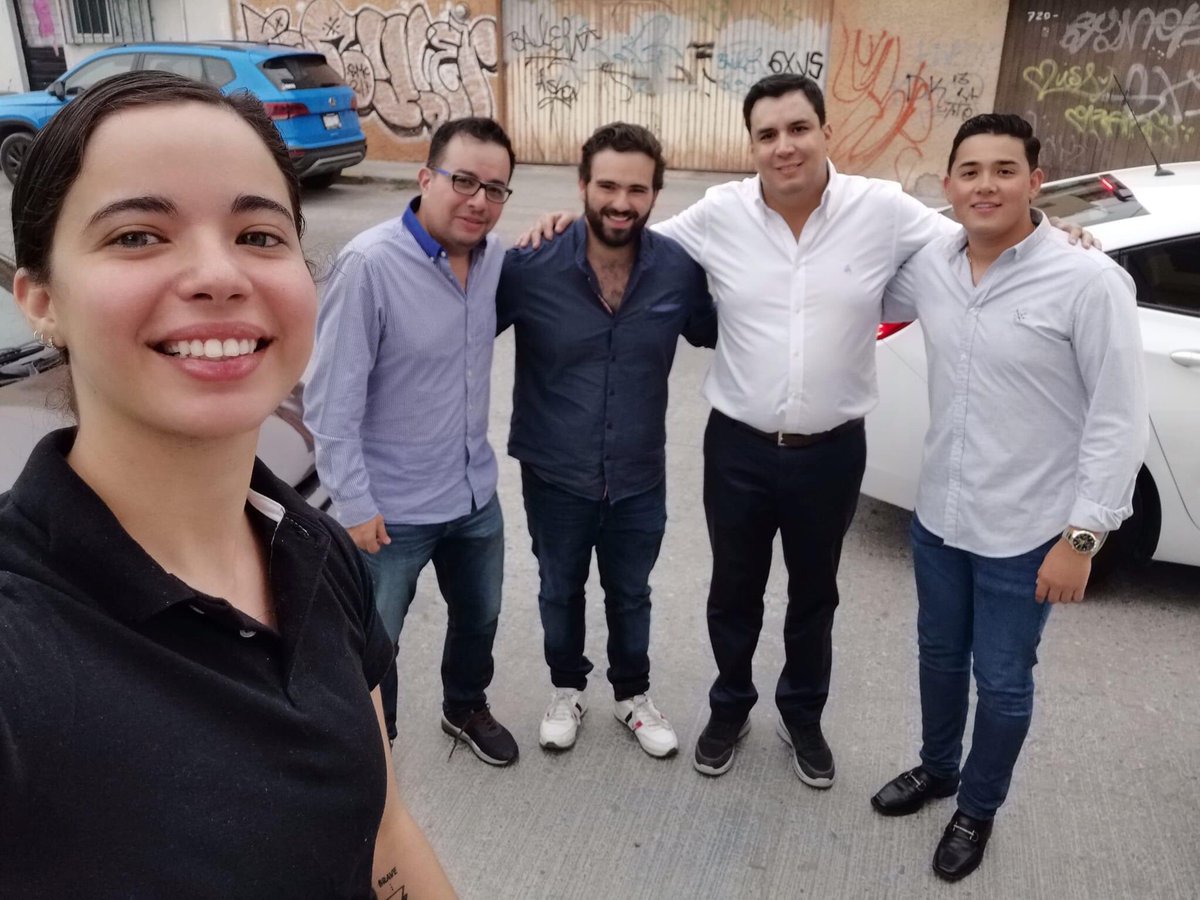 JFAguilarSLP's tweet photo. Buenos días; disfruten su fin de semana. ✌🏻 https://t.co/ZyGA1AkrJu