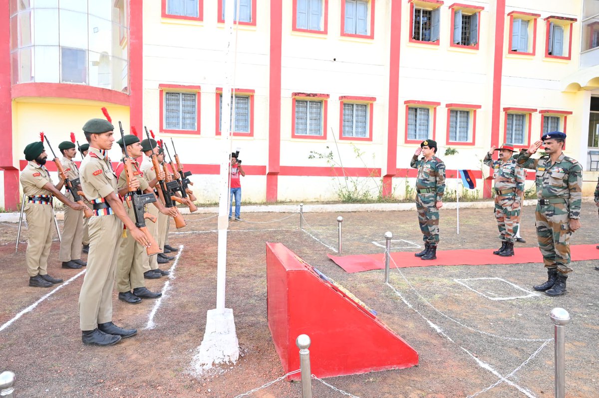 NccDteMPCG's tweet photo. #NCCadventure
#AmarkantakTrek
Brig Rajiv Gautam,DDG, MP&amp;CG Dte visited Amarkantak Trek location in the AOR of NCC Gp HQ Jabalpur/MP&amp;CG Dte &amp; witnessed closing ceremony and interacted with the participants &amp; other cdts. Few pics of the same.
@HQ_DG_NCC
@drajaykumar_ias
@PRODefNgp https://t.co/xtOdEB10N1