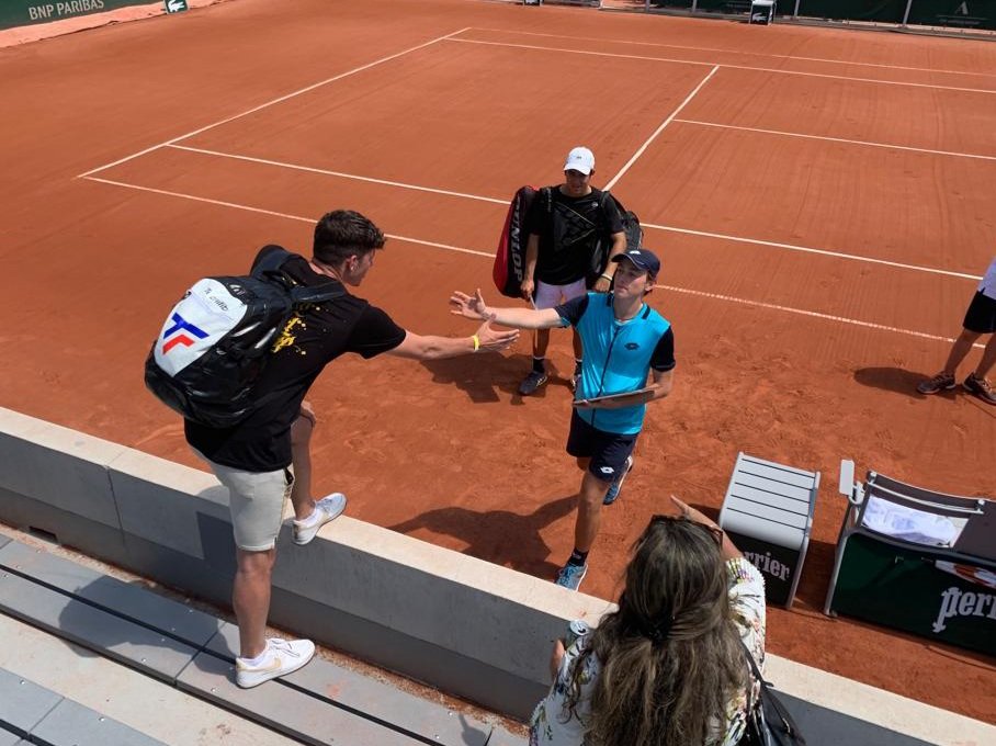 hts_sluzbeni's tweet photo. Mili Poljičak i Litavac Edas Butvilas slave naslov u paru na juniorskom turniru Roland Garrosa! 🏆🎾🇭🇷🇱🇹

Više na: https://t.co/YzF0V2yNqb

#Poljicak #Butvilas #RolandGarros #RG2022 https://t.co/A8CgEGIkCf