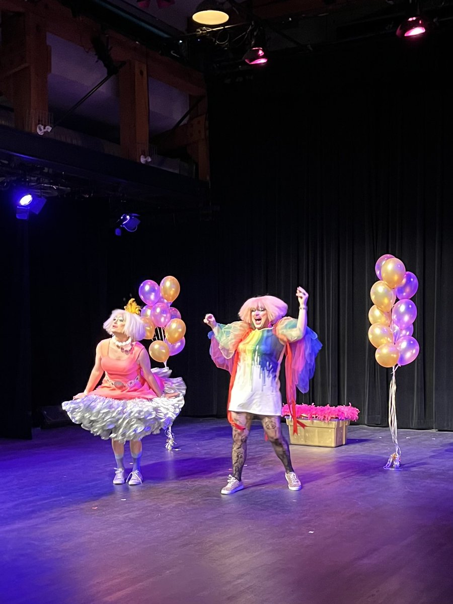 Jenny Walton (@jennyw_mt) on Twitter photo ‘All colours, all clothes, all people’ Loved the mantra shared by Peach Cobblah & Isolde N. Barron for children who are told they can’t wear something because of their gender at #ParentsAreStillADrag show at #VanKidsFest <a href="/zeezeetheatre/">Zee Zee Theatre</a> #Pride 🇨🇦👑 ‘All colours, all clothes, all people’ Loved the mantra shared by Peach Cobblah & Isolde N. Barron for children who are told they can’t wear something because of their gender at #ParentsAreStillADrag show at #VanKidsFest <a href="/zeezeetheatre/">Zee Zee Theatre</a> #Pride 🇨🇦👑