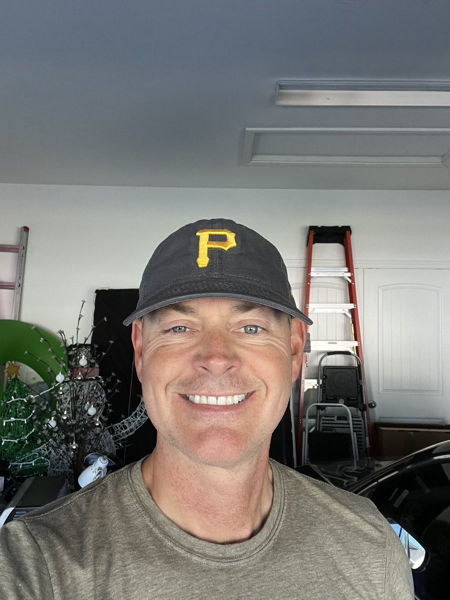 FuhrRj's tweet photo. Ya can leave the Burgh but the Burgh never leaves you! π€ππ€ππ€π#burghthing #HereWeGo #LetsGoBucs #LetsGoPens https://t.co/uweXTPqGs5