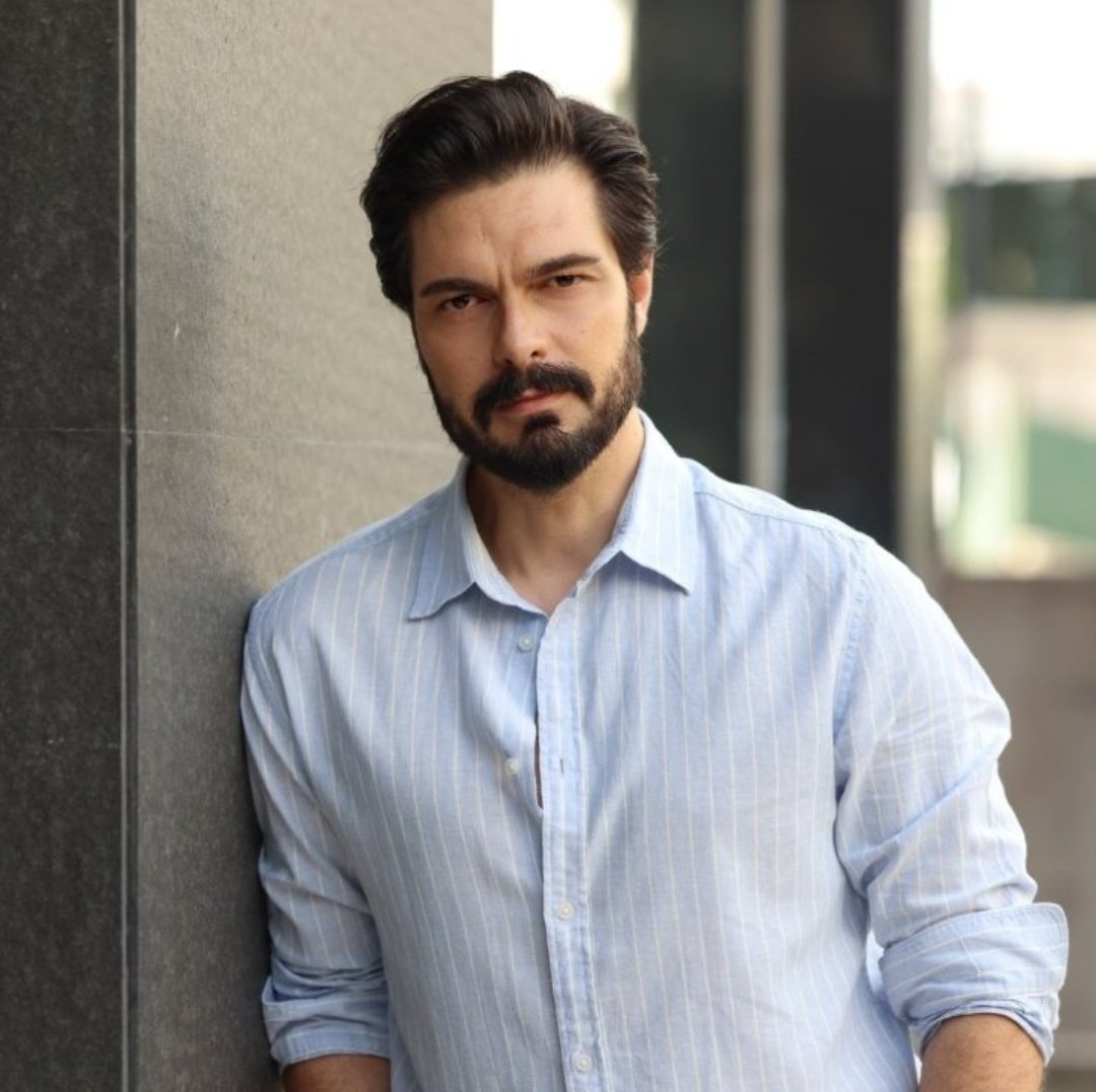 DTural's tweet photo. #HalilİbrahimCeyhan yine havalı yine tarz. 😎🔥 https://t.co/xokCuvrOE1