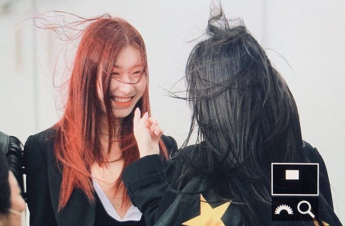 yunapizzaislyf's tweet photo. Happy birthday to one of the sweetest girls I know! Stay happy and healthy! Midzys are always here for you 💗

FOREVER WITH CHAERYEONG

#SunshineChaeryeongDay 
#생일자_채령나간다_길좀따까죠
@ITZYofficial https://t.co/GGlAqaW9WM