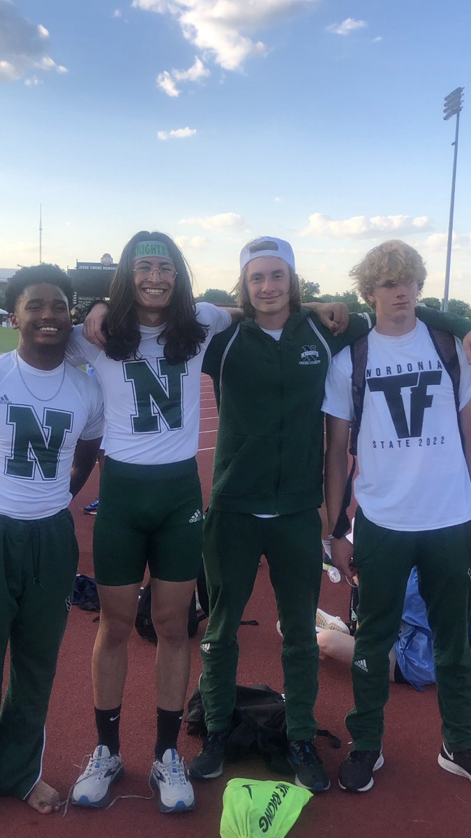 cooperjs2's tweet photo. Nordonia 4x2 and  4x4 teams claim 12th place in the State! (4x4 team pictured below - Dylan Henson, Matt Cooper, Alex Bye, and Matt Hayes). Great job, guys!! @JoeSuperintend1 @NordoniaSchools @thenewsleader @CaseyGWright @NHillsNews @nordoniamascot https://t.co/mgNRPOFRnH