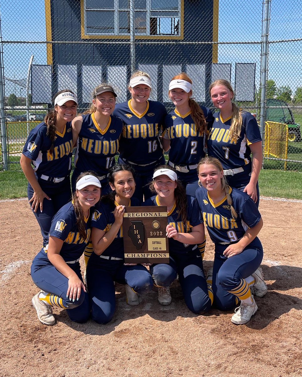 NeuquaSoftball's tweet photo. Wildcats remarkable season comes to a close yesterday as the Cats fall 2-0 to West Aurora

Big shout out to our 9 seniors that have left their mark on the Neuqua Softball Program. Future Wildcats will always remember &amp; look up to you all.

2022 Wildcats… It has been SO much fun! https://t.co/qiuMefDnUC