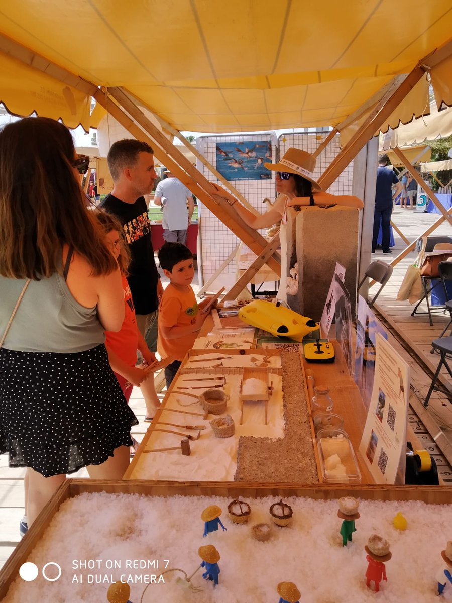 BalearsNatura's tweet photo. El #PNSesSalines, les #RNEsVedrà, @xarxaforestal i @ibanat_IB han estat a la fira del medi ambient de Santa Eulària 

Els i les visitants han pogut descobrir els valors naturals dels espais protegits i han vist com funciona l'operatiu d'incendis forestals. Gràcies per la visita! https://t.co/LZ8HbvzinT