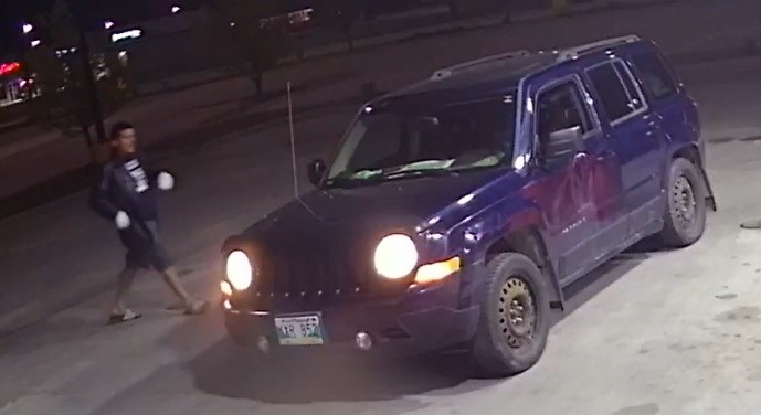 ***MISSING PERSON/SILVER ALERT***

We request your assistance locating Sandra McLaughlin, a 63-year-old woman with dementia, who was abducted early this morning when the vehicle she had been in was stolen.

Please follow this thread for details. 

winnipeg.ca/police/press/2…