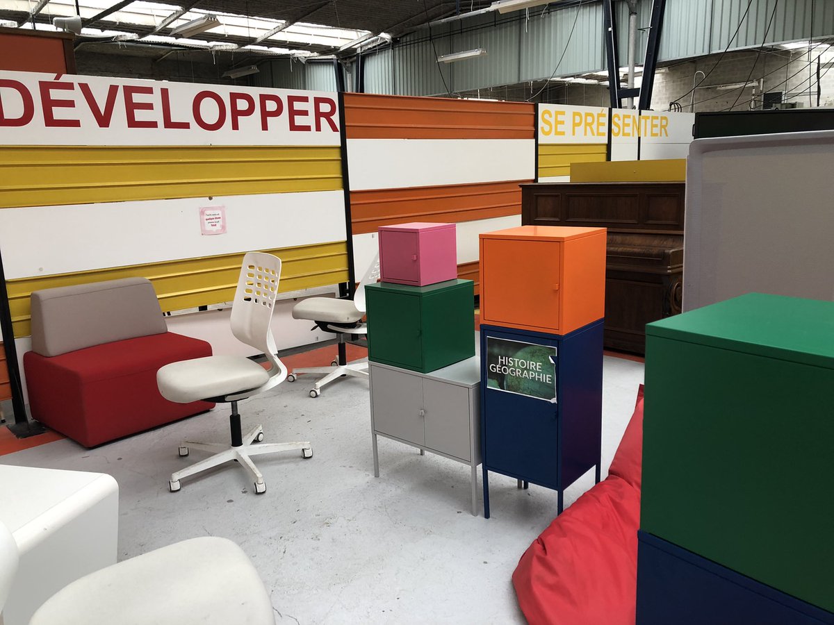 CurieBernay's tweet photo. L’équipe de direction @CurieBernay a visité le pôle graphique et les plateaux techniques du lycée @LpoCornu .
Visiter, échanger pour mieux accompagner ensuite les élèves dans leur #ParcoursAvenir.       🙏🏻🙏🏻 @LpoCornu pour l’accueil !  @ac_normandie @dsden27 https://t.co/jrhmZPN7FE