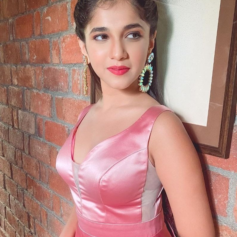 ꧁ 𝑵𝒆𝒉𝒂 ꧂ tweet media