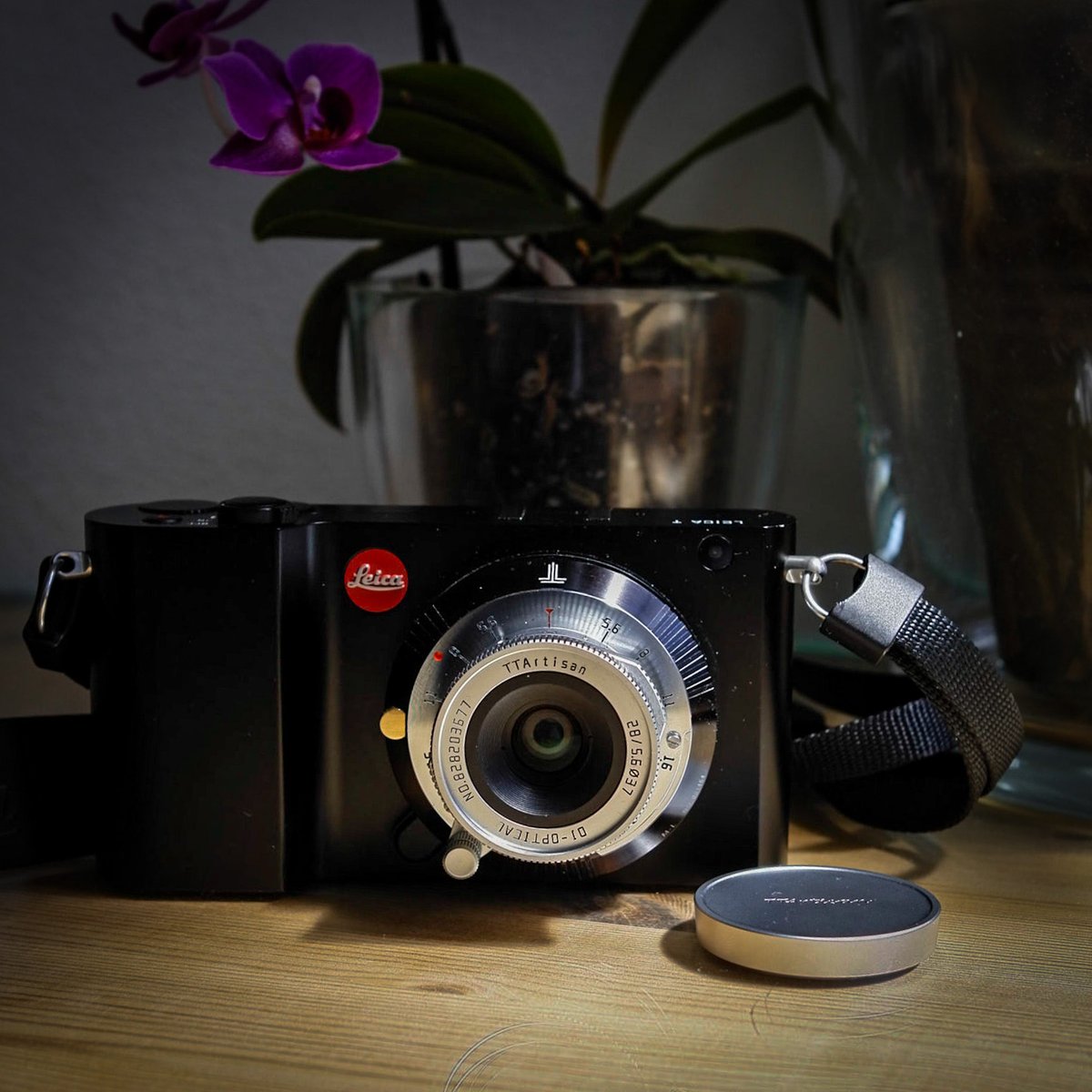 hans_berndl's tweet photo. Shots &amp; Equipment … Vienna, Austria
#streetphotography 
#urbanphotography 
#Lightroom #hyperfocal 
#LeicaT #TTArtisan28mmf56 https://t.co/XQF1RkhUD5