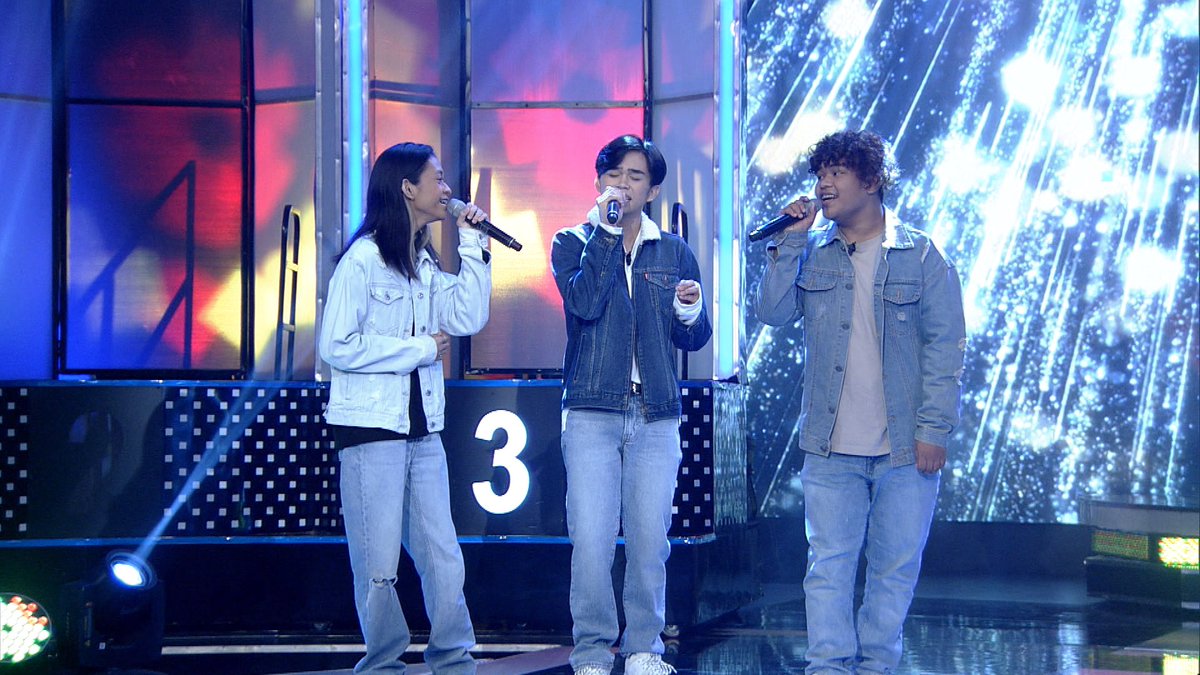 ICSYVPH's tweet photo. Ibinigay niya ang lahat sa pagkanta. Sumobra pa nga. Hahaha! Si John Kenneth ay SEENTUNADO! Sana ay nag-enjoy ka at congrats dahil nakasama mong mag-perform ang TNT Boys! Congratulations! 👏🏻

#TNTBoysCanSeeYourVoice https://t.co/cEN0Wyn4yQ