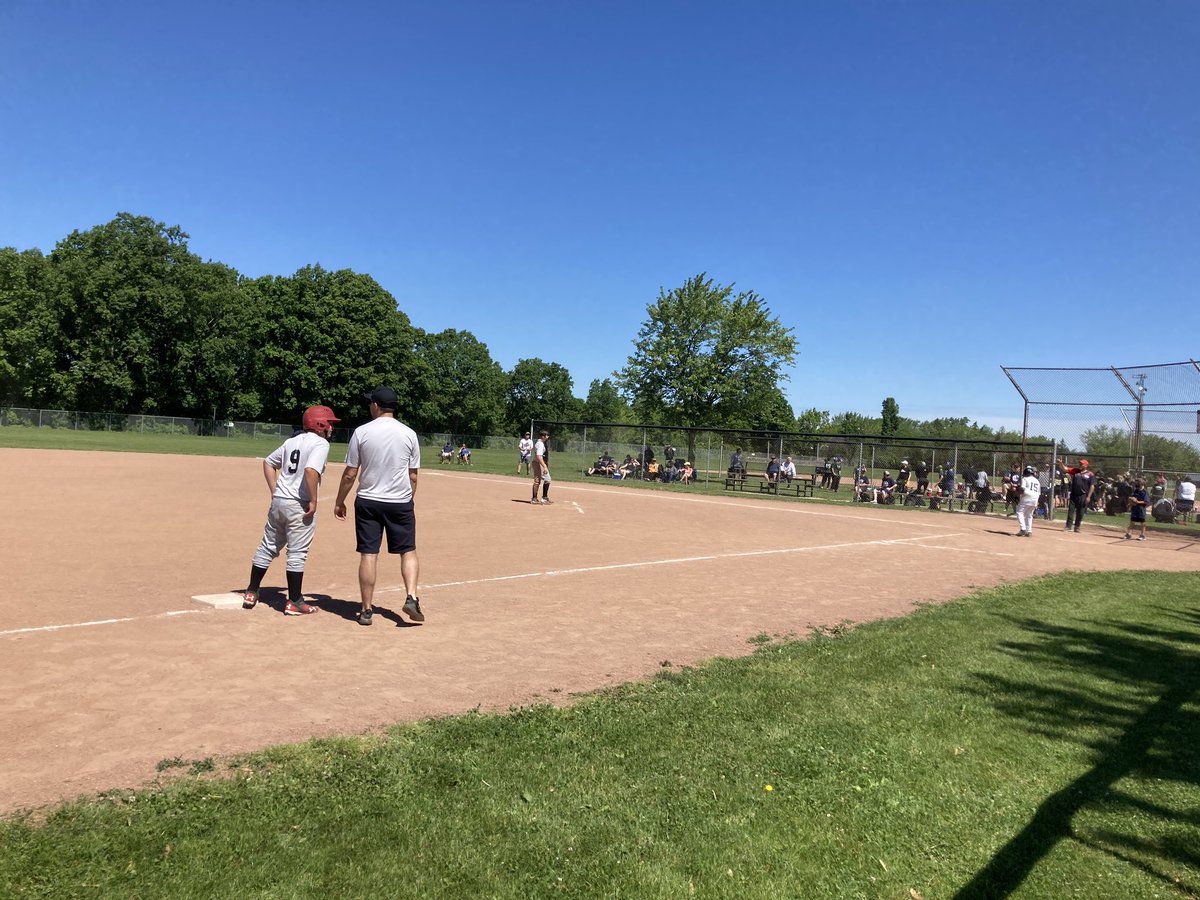 mrpillonsclass's tweet photo. Play Ball! ⚾️ @WestgateWolves https://t.co/0yYHUWqWsk