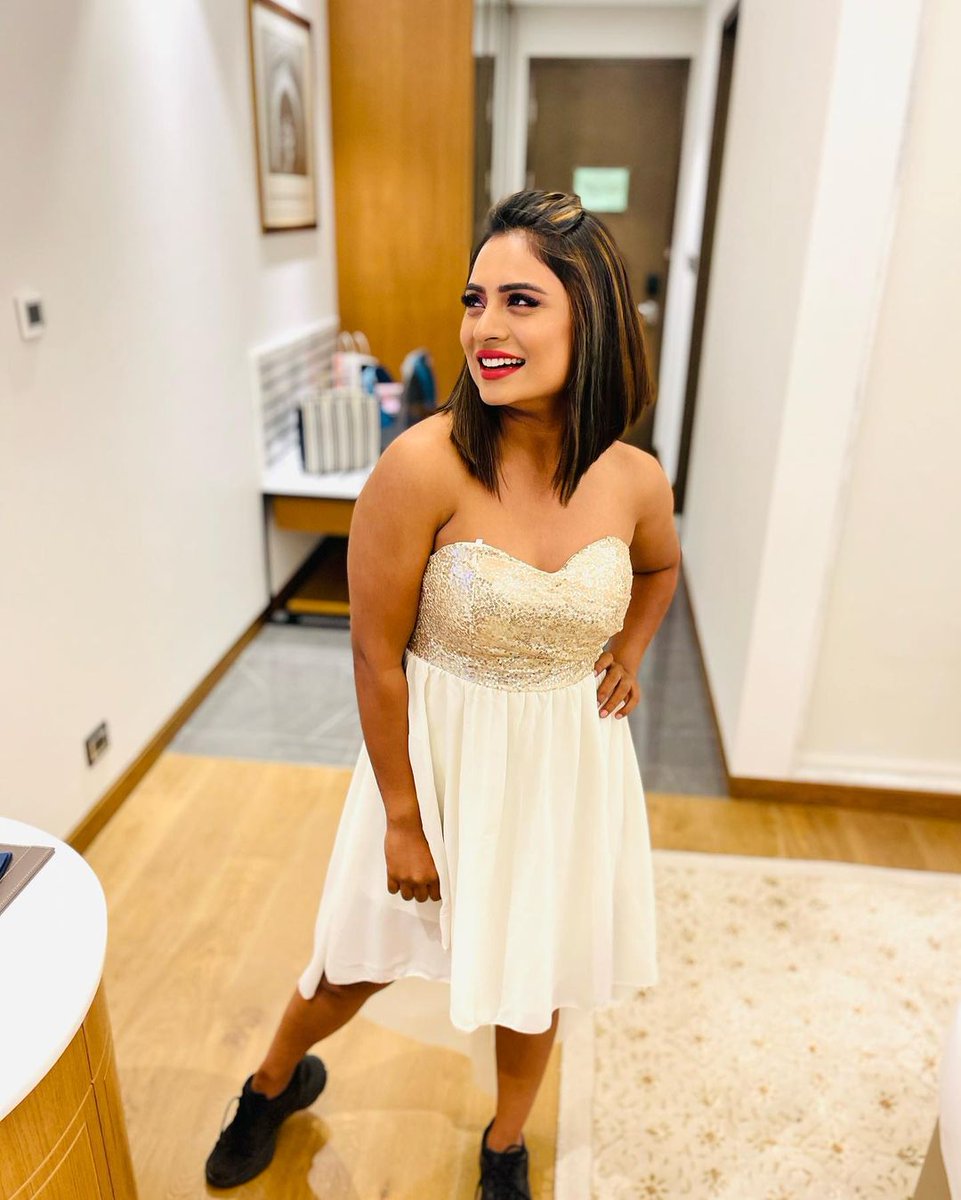 NHeroines's tweet photo. Beautiful #DeepikaDas All New Casual Click's. @deepika__das #Heroine #KannadaHeroine #KannadaHotActress #HotActress #SerialActress #KannadaSerial #SmallScreenHeroine #KannadaCinema #TakeOneCinemazz #NammaHeroines https://t.co/yiiikVf2Wa
