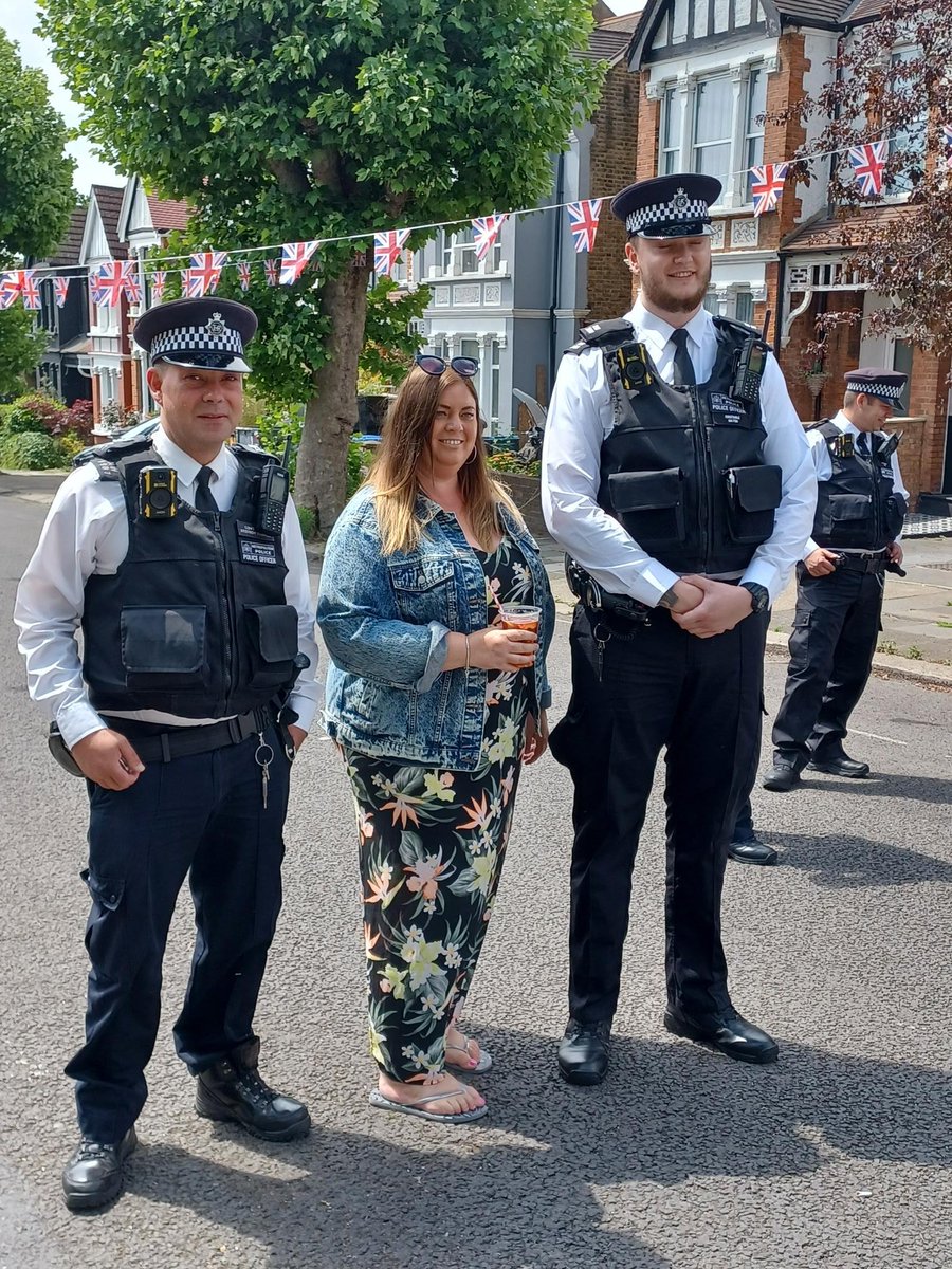 Brent MPS | North West BCU (@mpsbrent) on Twitter photo Street Party underway in Lushington Road NW10 <a href="/MPSKensalGreen/">Kensal Green Police</a> where the residents and The Met will be celebrating a moment of National Joy and to honor our Queen's Platinum Jubilee. #PlatinumJubilee #PlatinumPolicing This street knows how to Party! Street Party underway in Lushington Road NW10 <a href="/MPSKensalGreen/">Kensal Green Police</a> where the residents and The Met will be celebrating a moment of National Joy and to honor our Queen's Platinum Jubilee. #PlatinumJubilee #PlatinumPolicing This street knows how to Party!