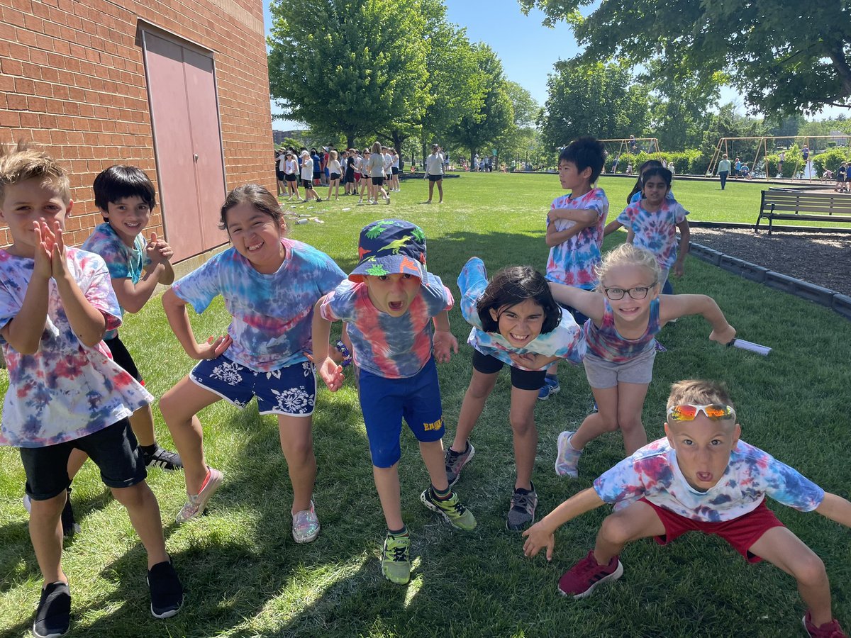 Miss Ott tweet media