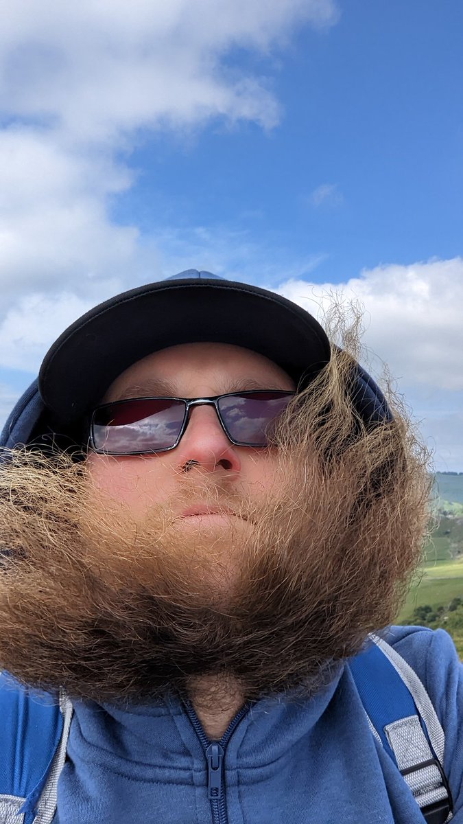 65daysofgary's tweet photo. Atop of Thorpe Cloud... was a tad windy
#beardworldproblems https://t.co/EDONTqVU8a