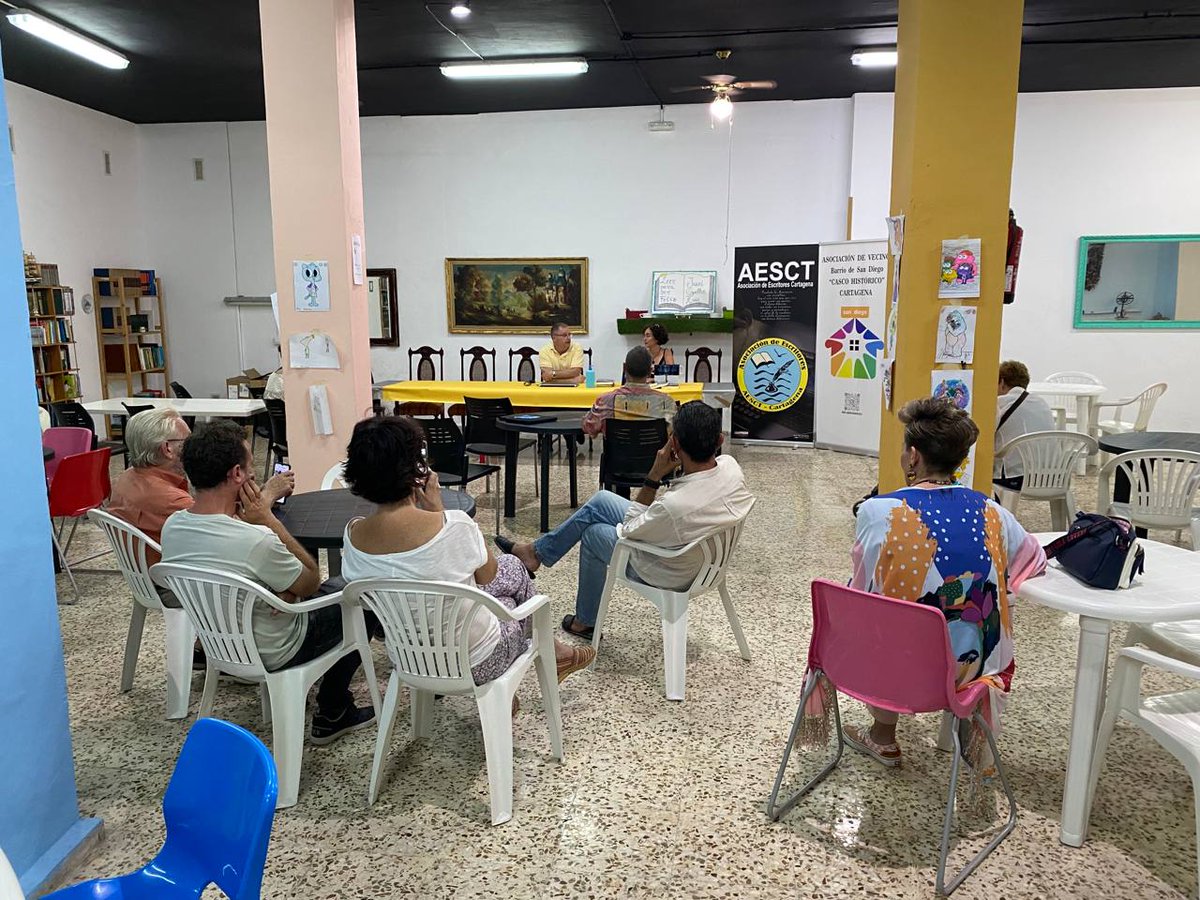 avvpsa's tweet photo. Nueva jornada del Club de Lectura “Forum Carthago”
#poligonosantaanacartagena #construyendobarrio #lalecturaescultura #forumcarthago #aesct https://t.co/iTTAi8etz9