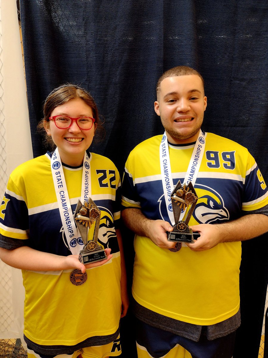 RobinsAthletics's tweet photo. The Robins took home the 3rd place trophy today at the Adapted Softball State Tournament with a 13-9 win over Rochester. Mark Cleveland and Jayda Johnson were named to the All-Tournament team. Way to go! #Robination https://t.co/of1yUdQJWh