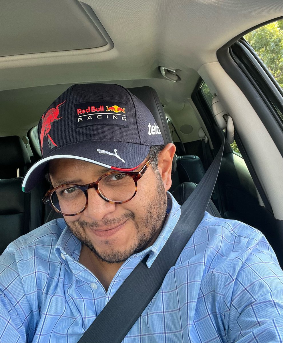 OSWALDORIOSM's tweet photo. Adivinen quién #Oswaldito ya tiene su gorra del @SChecoPerez… https://t.co/XlG7FvnZwl