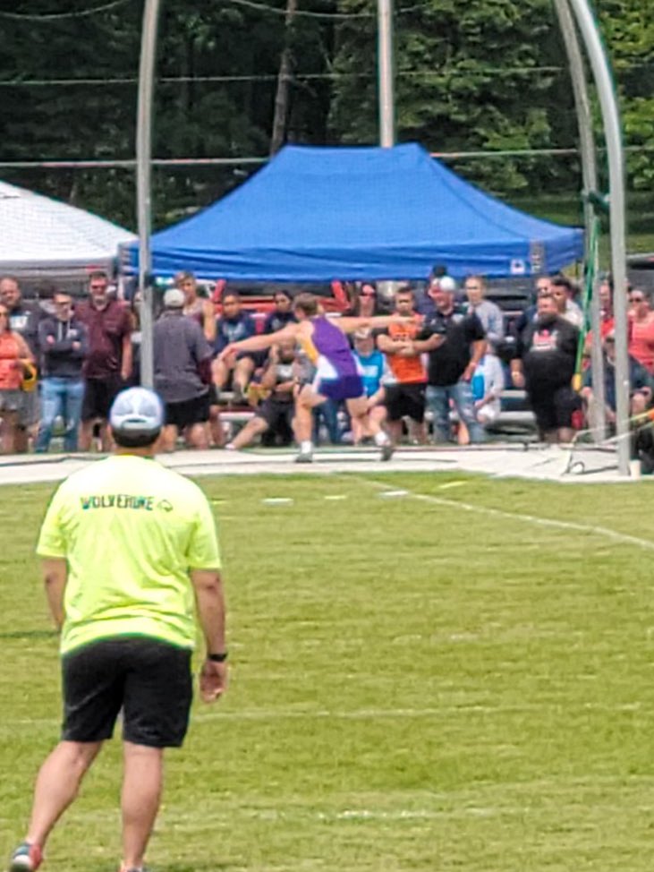 DLS_Track's tweet photo. Carter Kruse finished 15th in both discus and shot put today at the MHSAA D1 State Finals. Helluva DLS track career for the senior. Can’t wait to see what you do at Hope College in the years to come! 💜💛 https://t.co/DAl3GC0633