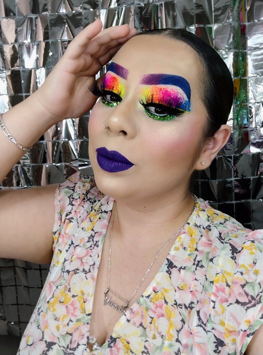 yanethmake's tweet photo. Técnica acuarela 🎨🖌️ #makeup #yaneth #tapatia #apoyo #respeto https://t.co/LTi8SW3fgI