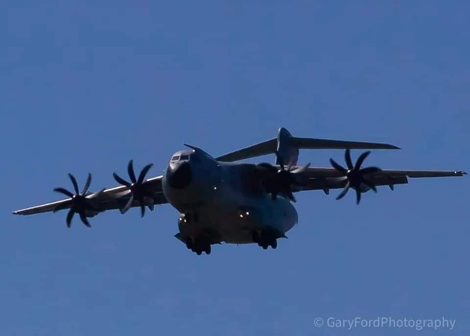RoddyA's tweet photo. @70SqnA400M @RAFBrizeNorton
ZM418 approach to benbecula airport Friday 3rd June.
Photo courtesy of GaryFordPhotography https://t.co/wt3R4rMOUW