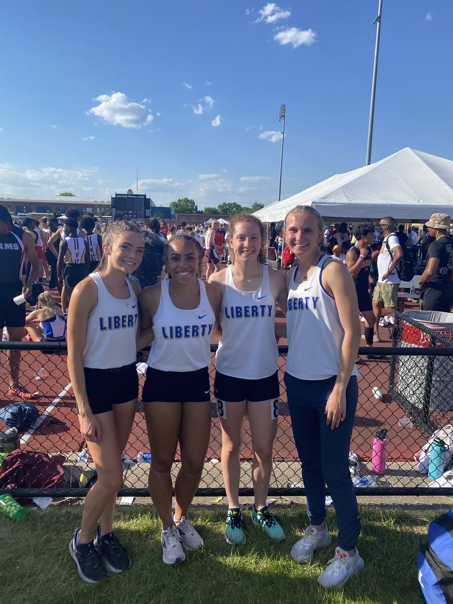 OLHSGtrack's tweet photo. Finishing 13th in the state great job by these ladies! @LHSAthleticDept #OLHSTF22 https://t.co/RpbVYChf2w