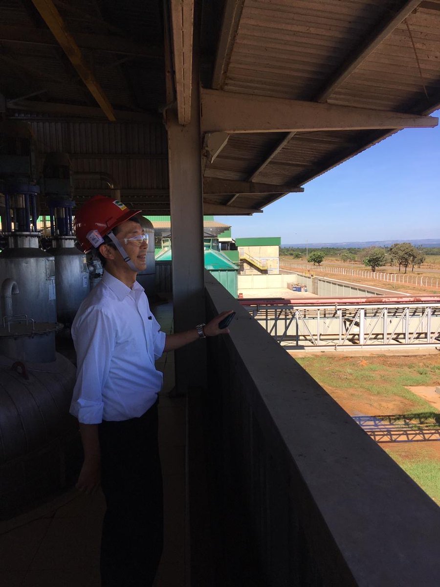 EmbJapao's tweet photo. Conhecendo fabrica da GRANOL na cidade de Porto Nacional. Estou sentindo potencial do setor agrícola do #Tocantins que é fruto do #PRODECER, um projeto de cooperação Japão-Brasil para transformar #Cerrado em uma grande região produtora de alimentos. https://t.co/Q9NvkaAKah