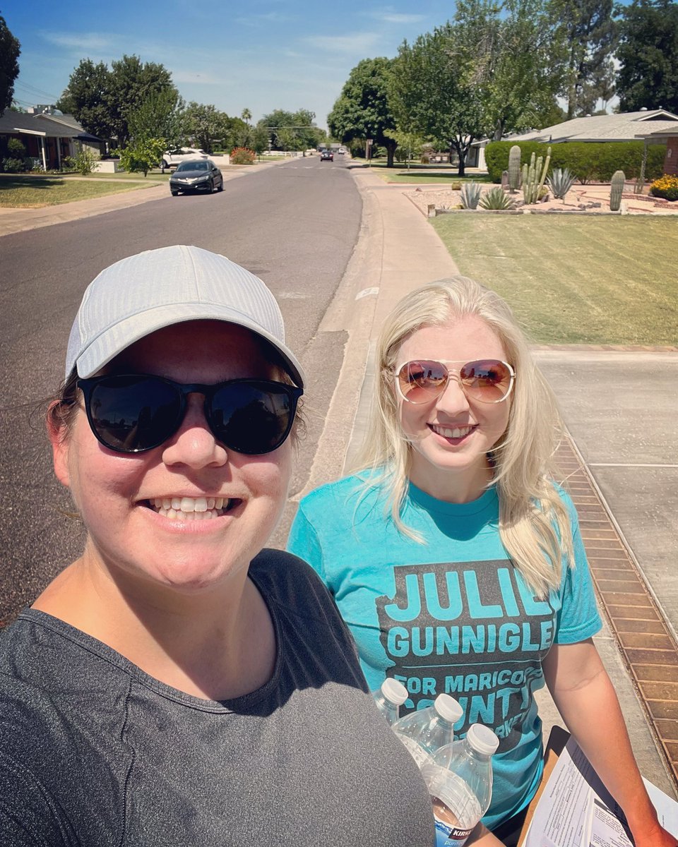 Great morning door knocking with @julie_gunnigle! ☀️