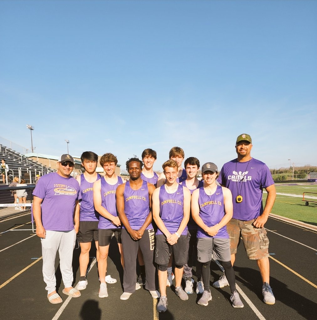 One of the best groups of young men a coach could ask for!
And it's a wrap....
Thank you my seniors🙏🏽