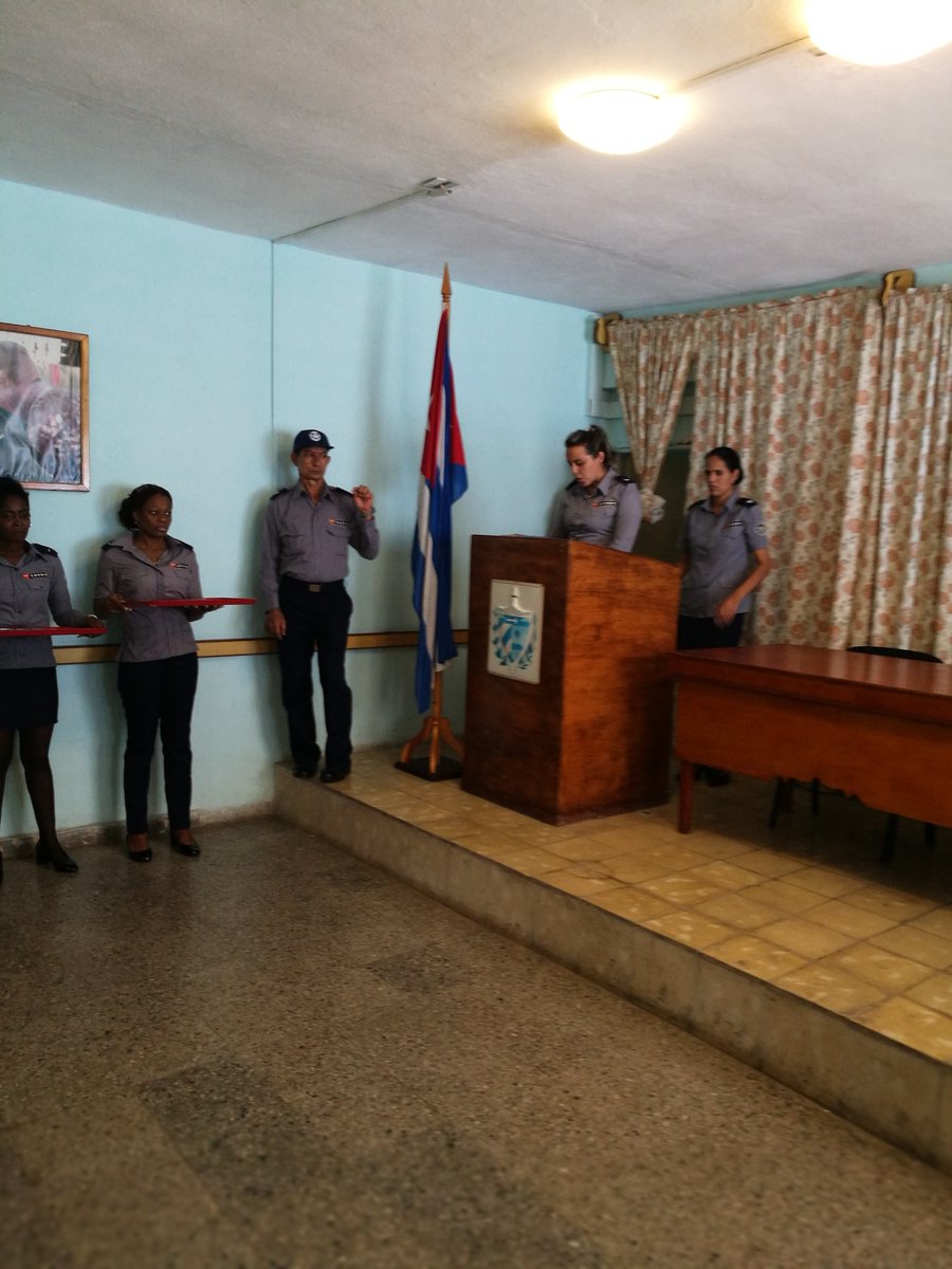 elsa_ena's tweet photo. Acompañé a las autoridades del Partido y Gobierno del municipio La Lisa, en acto por el 61 aniversario del Minint, en el que se ascendieron y condecoraron a varios miembros de la PNR. FELICIDADES #CubaViveYAvanza @PresidenciaCuba https://t.co/QxmXnX4p82