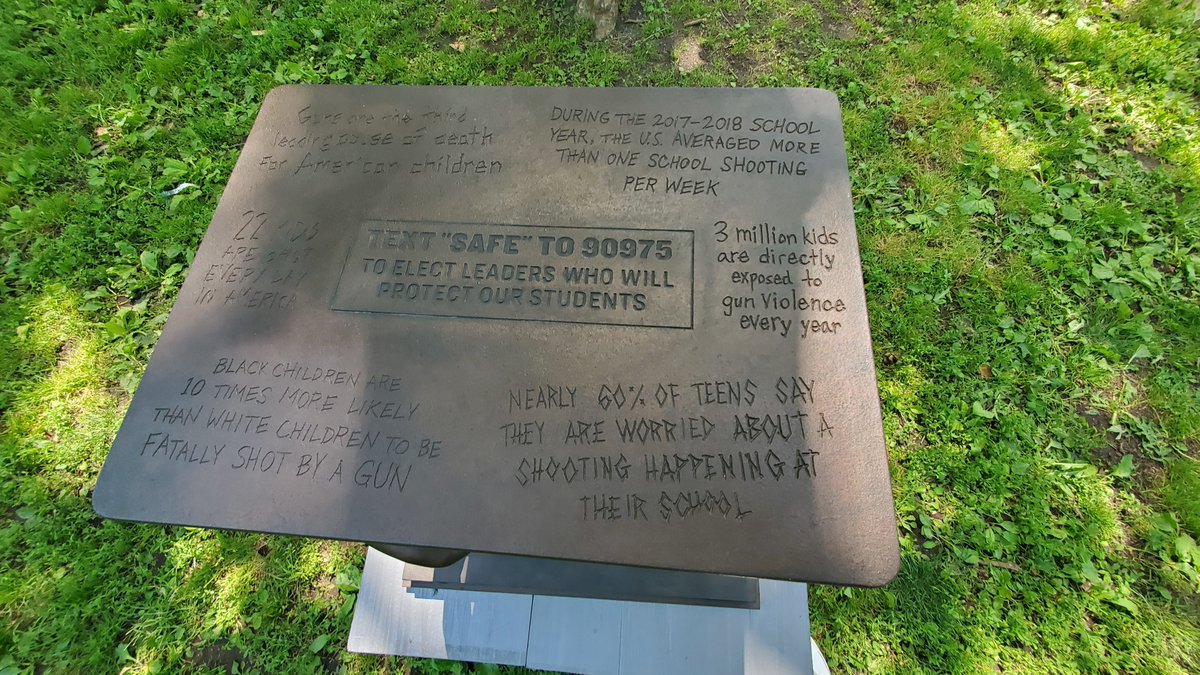 GAGnoguns's tweet photo. Our friends at @ChangeTheRef created this beautiful memorial to the #Uvalde children in @
Cadman Plaza Park, where the #WearOrange March ended today.
#HowManyMoreKidsHaveToDie
#GunControlNow #AssaultWeaponsBan https://t.co/38FFLb9ogs